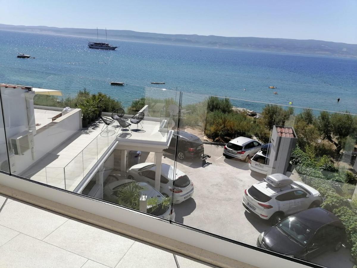 شقة Anastazija Sea View أوميس المظهر الخارجي الصورة