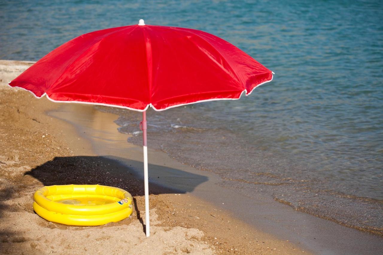شقة Anastazija Sea View أوميس المظهر الخارجي الصورة
